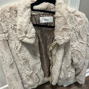 Sanctuary Women's Plush Cream Teddy Jacket